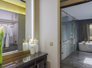 Sky Fortune Boutique Hotel