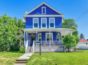 Pet-friendly Lancaster Home 13 Mi to Dtwn Buffalo