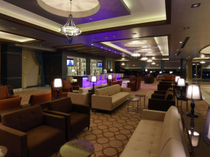 Royal Stay Palace Hotel