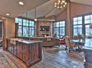 Deer Valley Arrowleaf Penthouse