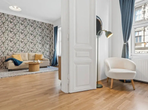 4ty3-Apartments Rochus-Market is calling