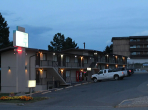 Columbia Motor Inn