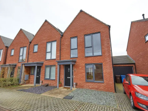 Derby 2 Bed House 3 Min Walk to Hospital