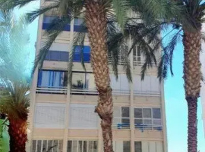 Beautiful 2-Bedroom Sea-View apartment