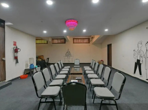 Hotel Admire Inn "Atta Market, Noida Sector 18"
