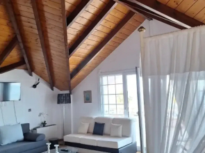 Luxury Apartments Kanali