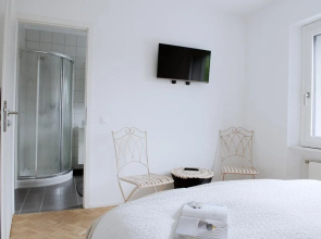 B&B Aurarossa