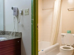 Country Hearth Inn & Suites Atlanta / Marietta and