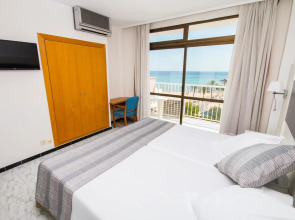 Отель Amic Miraflores