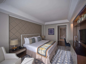 Taj Dubai