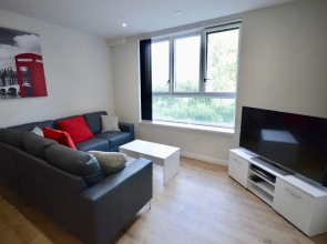 A Brand new Modern 2-bed Apartment in Bedminster