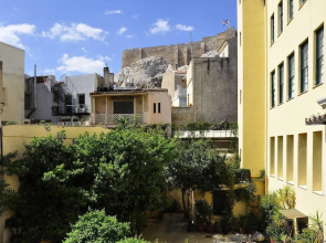 Historic Plaka Apartments