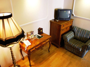 Отель Olevi Residents