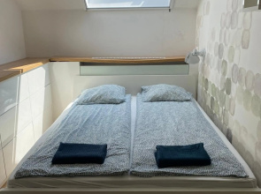 Modern 2 Bedrooms Penthouse in Gozsdu Court (DB16A)