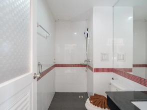 Baan Thai Beach Side Residence