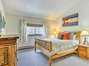 Winter Park Condo w/ Hot Tub, 3 Mi to Slopes!