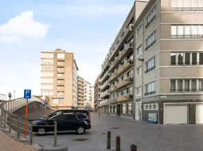 Stylishly Refurbished Apartment With sea View
