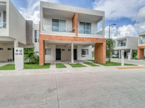 Villa Flamingos 437F at Selvanova 4B