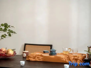 Guiyin Tangshe ・ Dual View | Panoramic Vacation Apartment (Dali Erhai Cai Village Wharf)