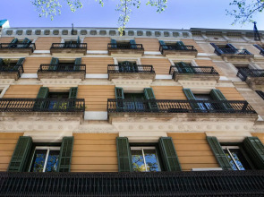 Born Barcelona Hostel