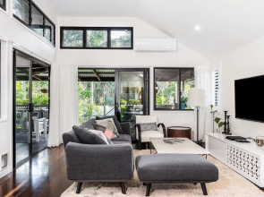 Solstice Federation home with heated pool