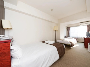 Sky Heart Hotel Koiwa