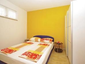 Amazing Home in Makarska With Wifi and 1 Bedrooms