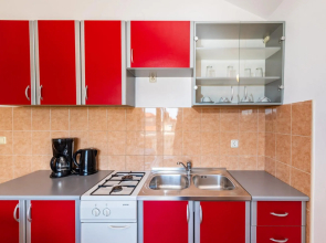 Ivan - Modern & Close to Center - A1