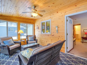 Cozy Cottage w/ Sunroom - Walk to Higgins Lake!