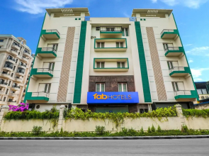 Fabhotel Star Holiday