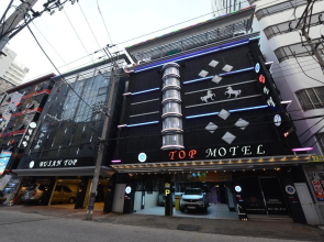 Top Motel