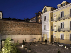 Opera 35 Boutique Hotel