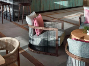 Отель Holiday Inn & Suites Dubai Festival City an IHG