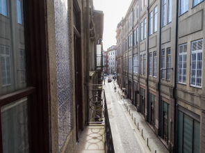 Liiiving in Porto - Historic Clerigos Studio 4F