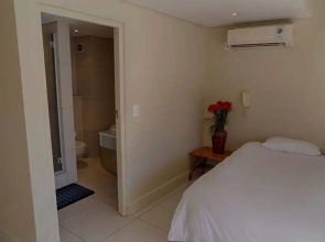 4 Bedroom Apartment With Views in Cape Town