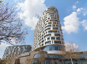 Ellipse Waterfall 3902