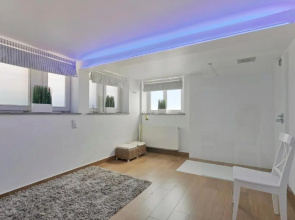 Villa Charlemagne - Imposing town house with parking near the beach