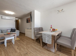 Beautiful Apartment in Petrcane With Wifi and 1 Bedrooms