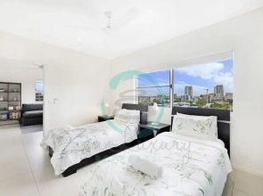 Zen Luxury 2-story Penthouse in CBD Mindal Markets
