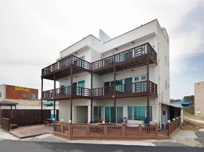 Pohang Sea Shore Pension