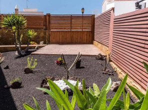 Paradise Beach House: piscina privada, playa 100m