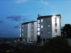 Ulsan Ganjeolgot View Pension