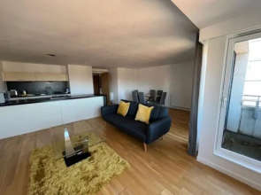 Modern & Spacious 2 bed Merchant City Apart-High St