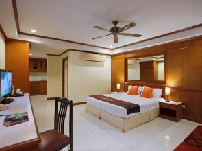 The Yim Siam Hotel