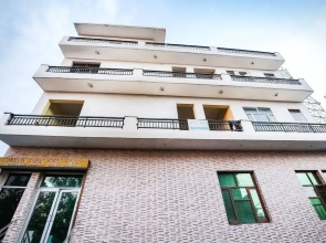 Canadian Guest House by OYO Rooms