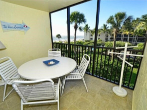 Sea Oats 222 2 Bedroom Condo by RedAwning