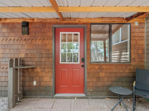Timber Lodge Cabins 32