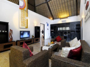 巴厘岛湛蓝之海酒店(Ocean Blue Hotel Bali)