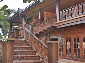 Presidential Thai Villa