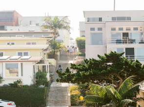 Pantai Inn